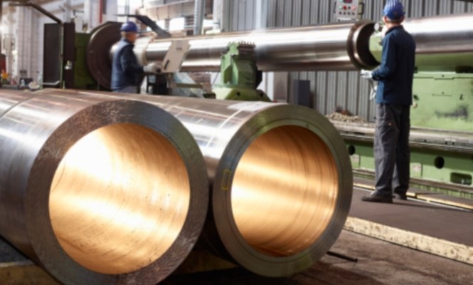 El acero chino pone en el precipicio al sector siderúrgico europeo